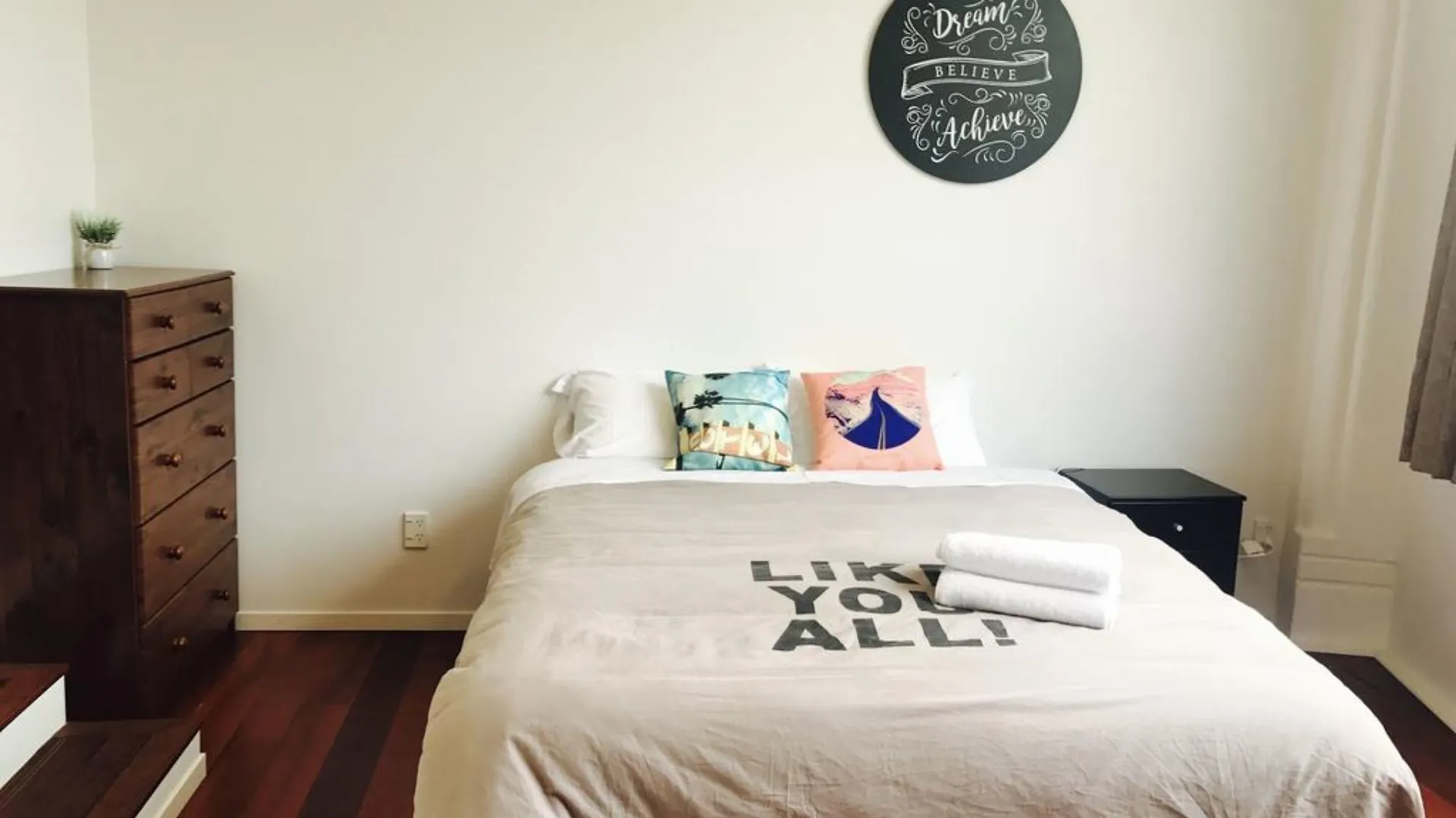**  Aura Hotel Wellington New Zealand
